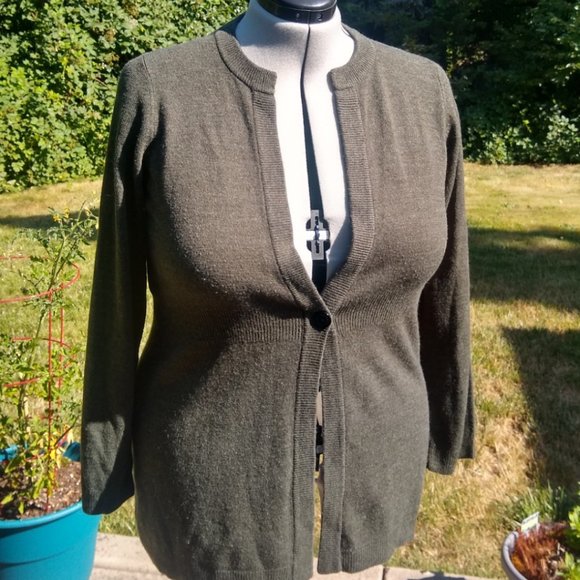 Avenue 14/16 Moss Green Cardigan - Picture 1 of 9